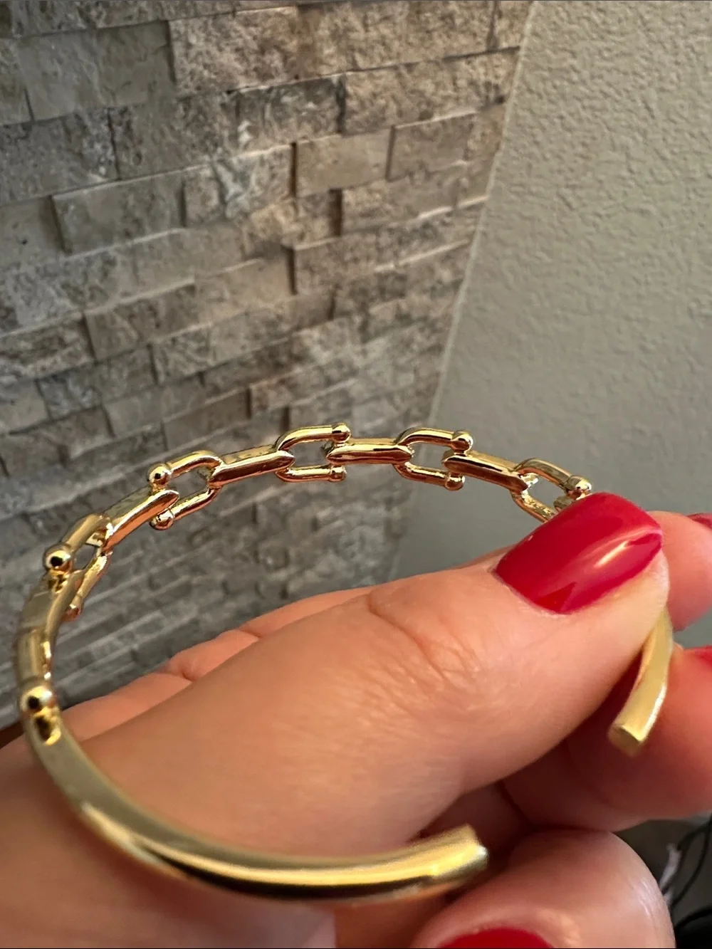 Fashion Jewelry Gold Open Cuff Bracelet with Textured Links